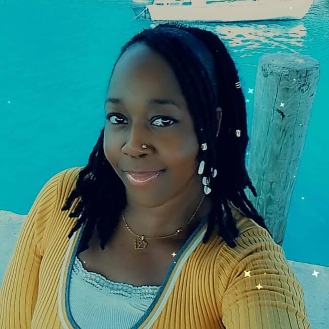 Nae, client service representative at Noah's Ark Animal Centre